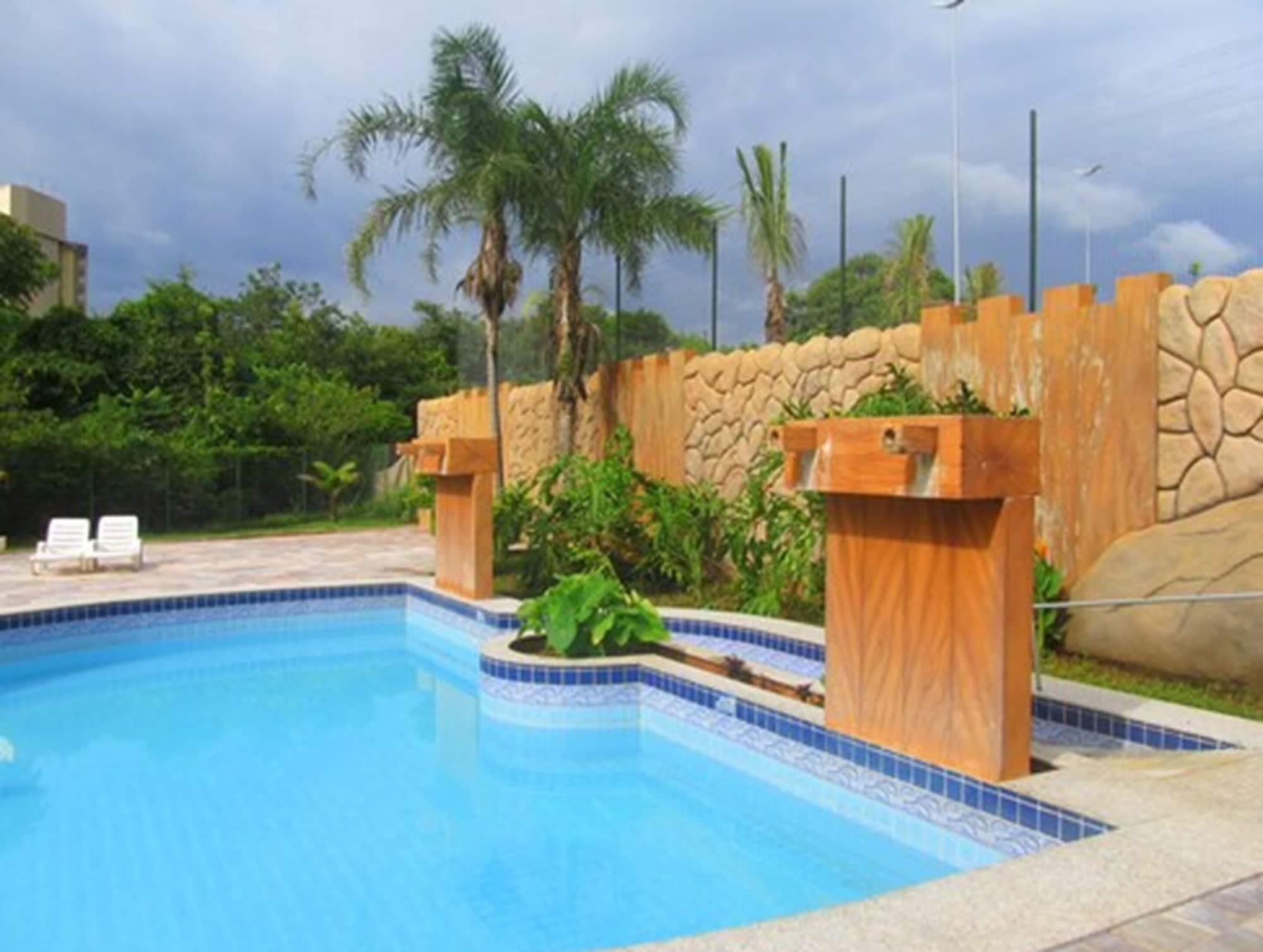 Vista Piscina Golden Dolphin Grand Hotel - Mondial