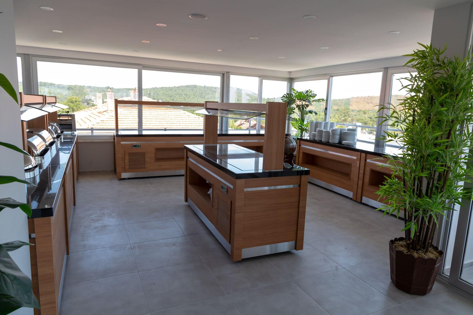 Vista Lobby A. Emreli Suite Hotel