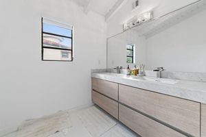 Alquiler Vacacional - Lux Mansion • Lakefront Views, MiniGolf • Pool_BBQ