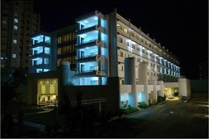 Alojamiento - Ellaa Hotel Gachibowli