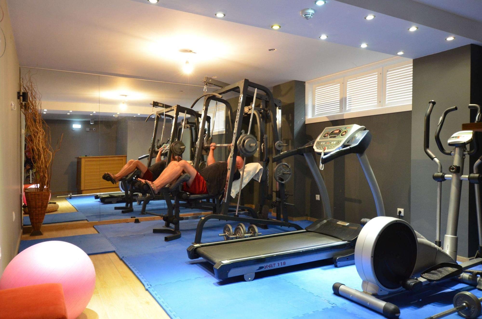 Gimnasio Evilion Sea And Sun