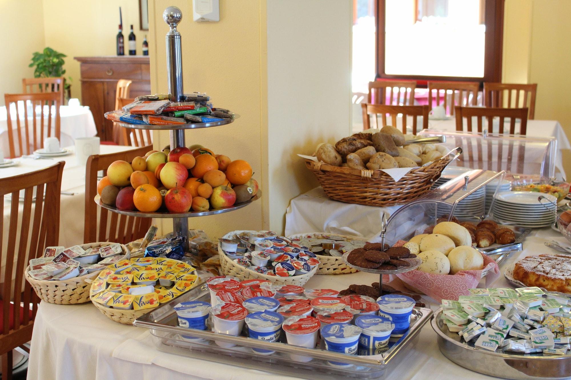 Restaurant Garda Family House