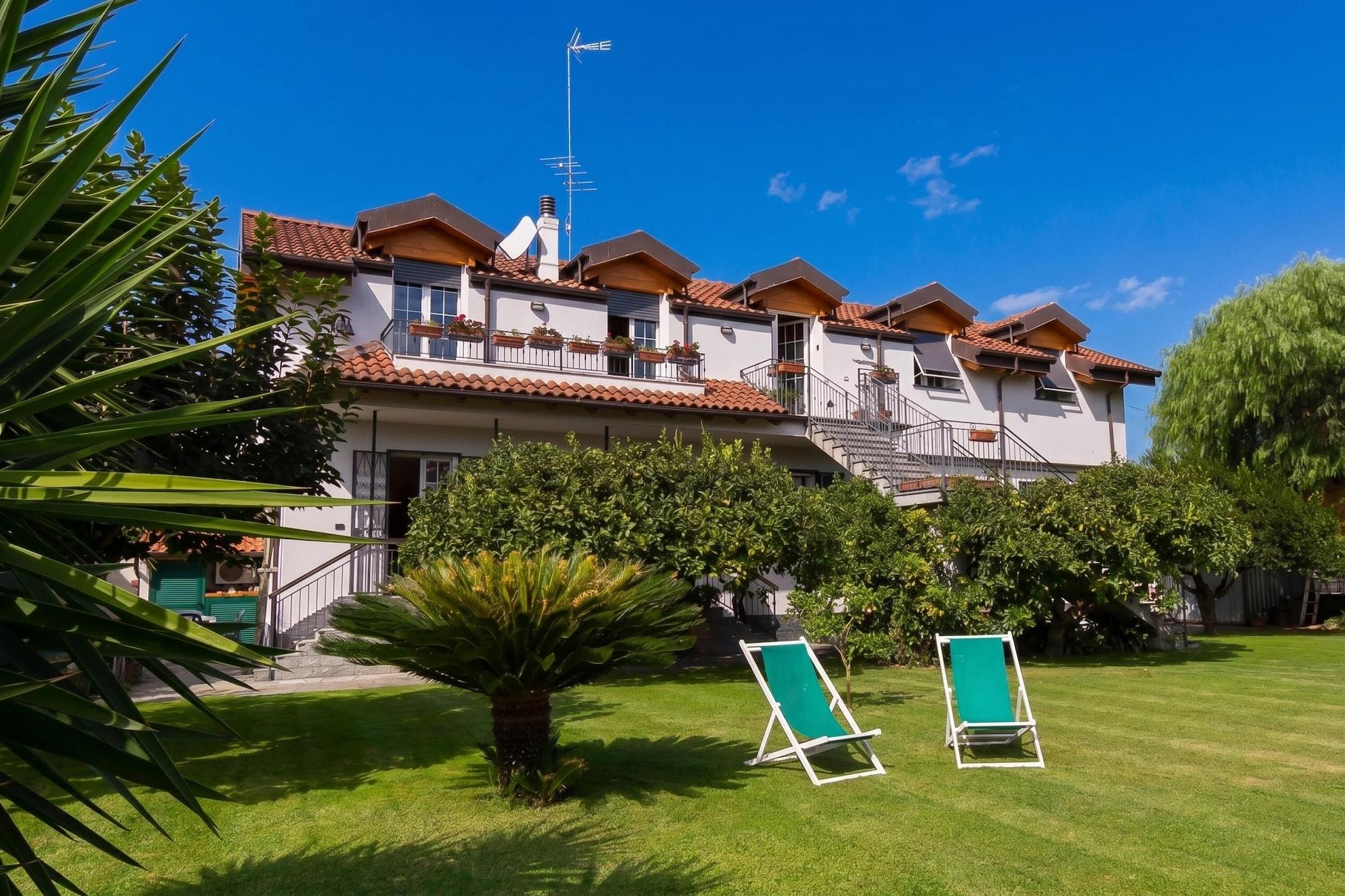 Vista Exterior La Casetta Sull'Albero child friendly