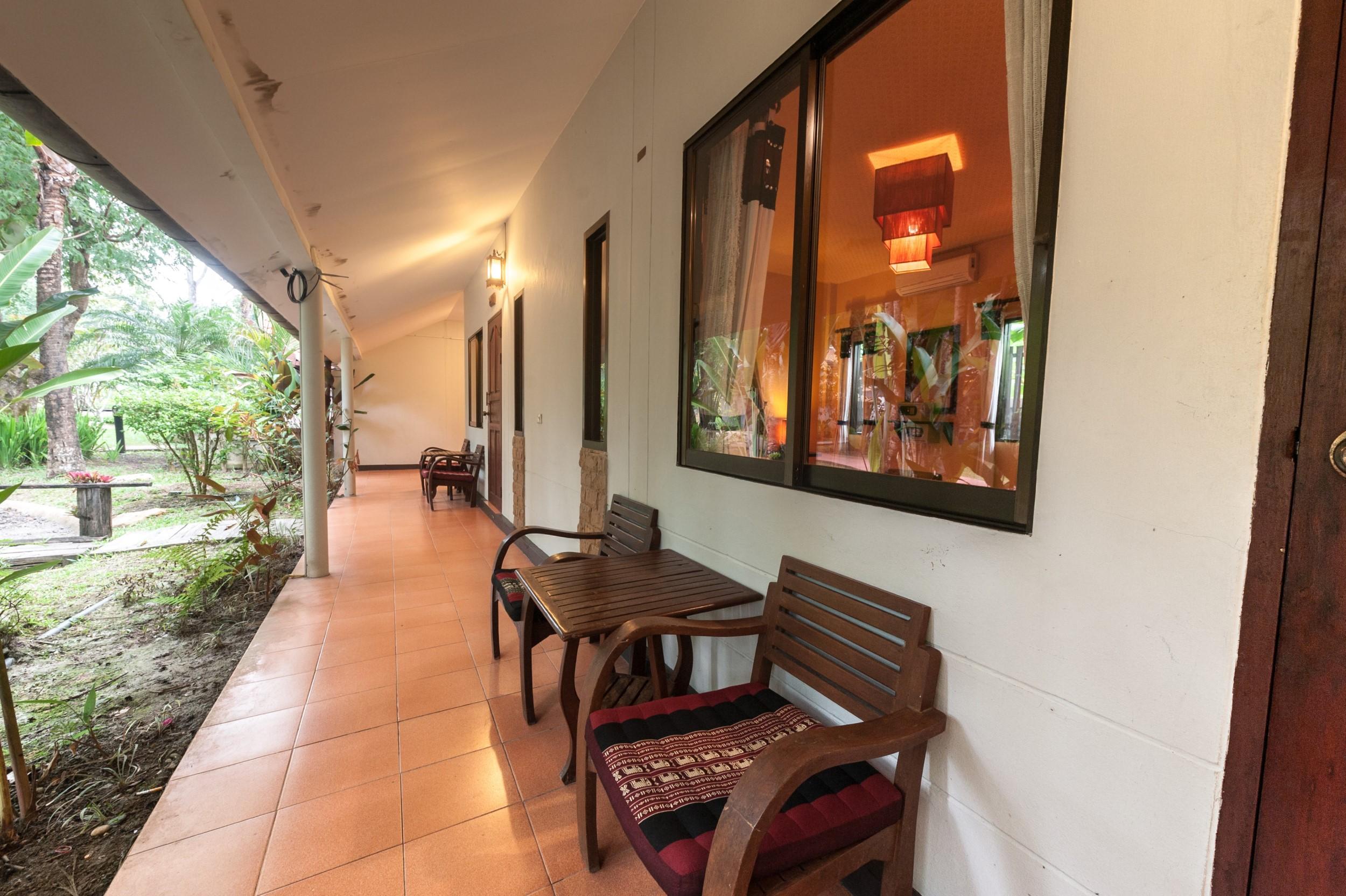 Vista Exterior Ruen Ariya Resort