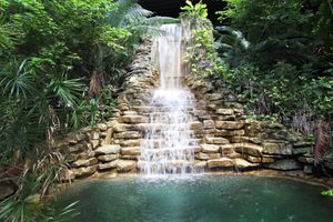 Alojamiento - Family Garden Inn & Suites
