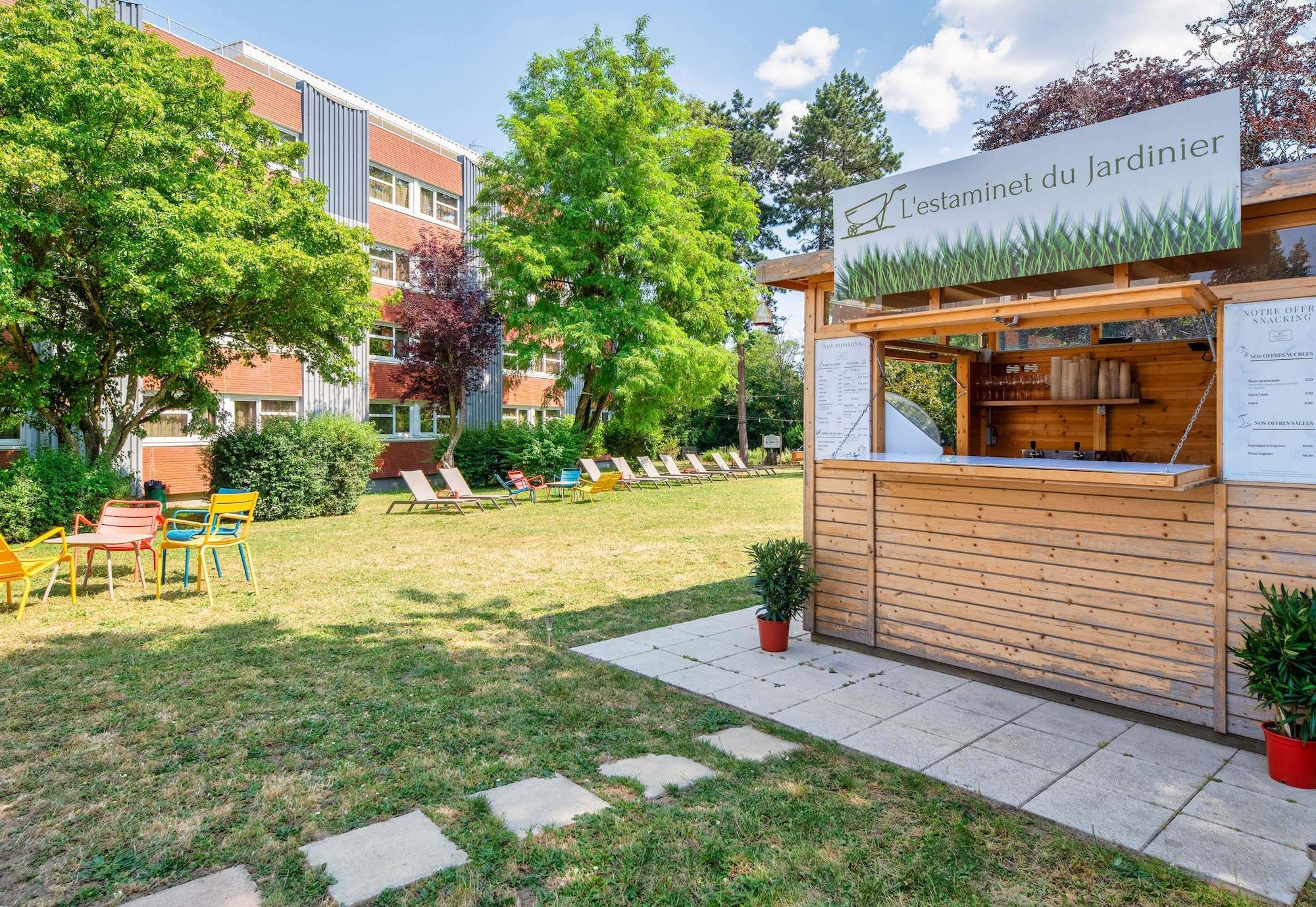 Bar/Salón B&B HOTEL Lyon Nord