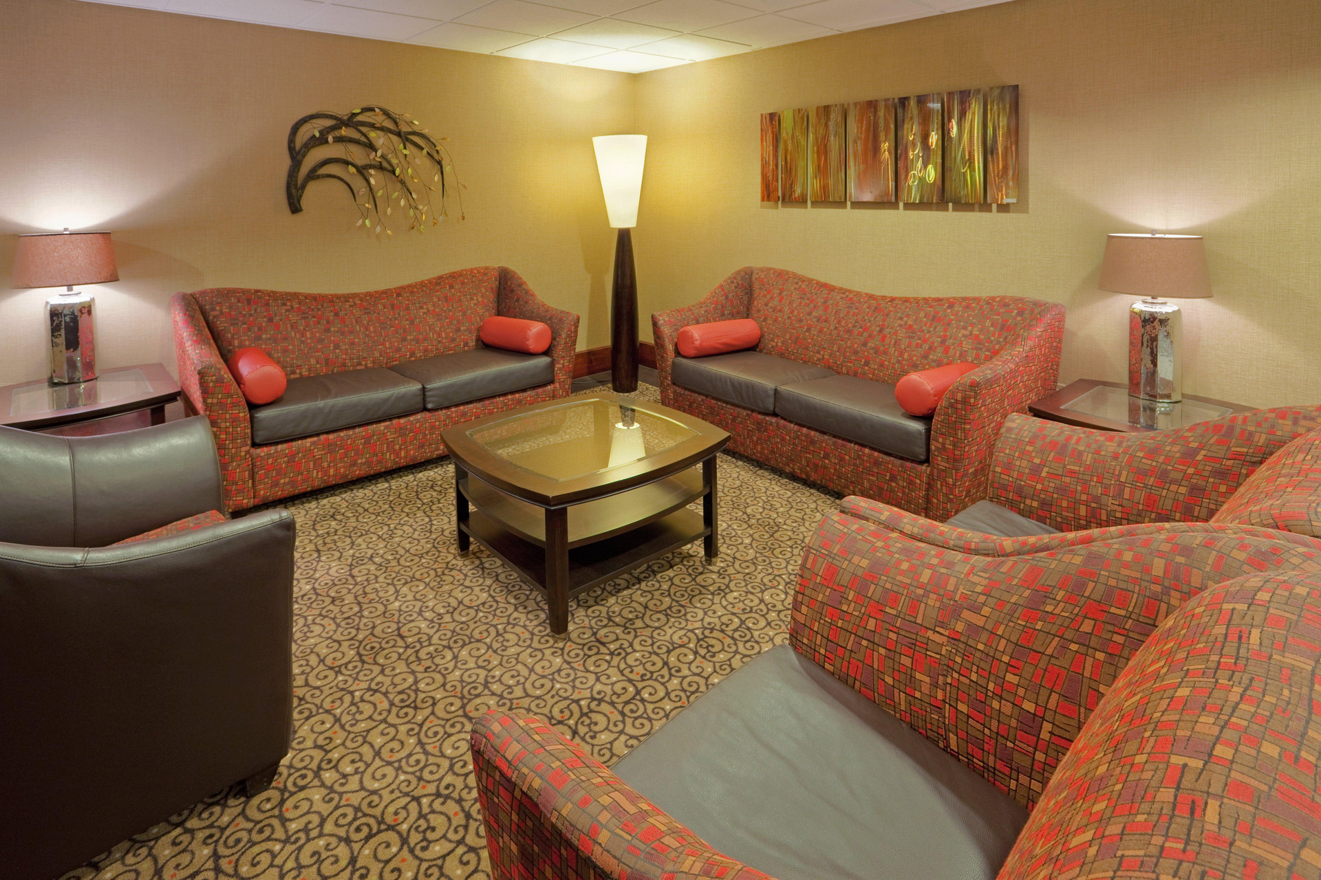 Vista Lobby Holiday Inn Portsmouth by IHG