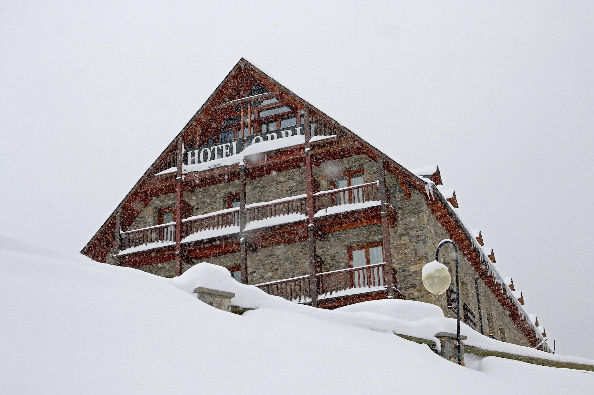 Vista Exterior RVHotels Orri