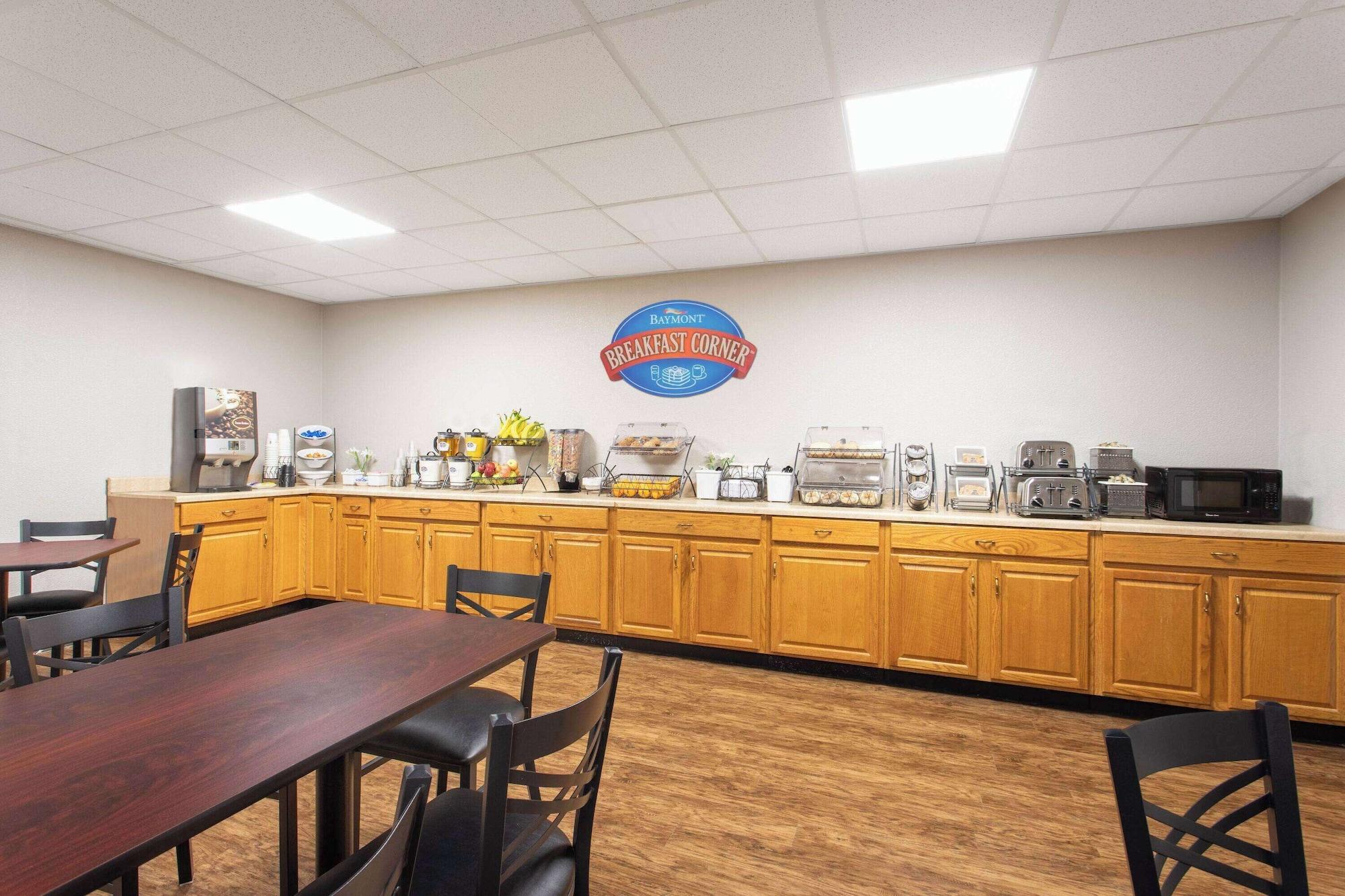 Restaurant Baymont by Wyndham Greenville OH
