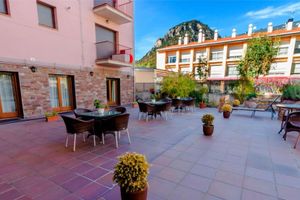 Alojamiento - Hotel Flor de Neu