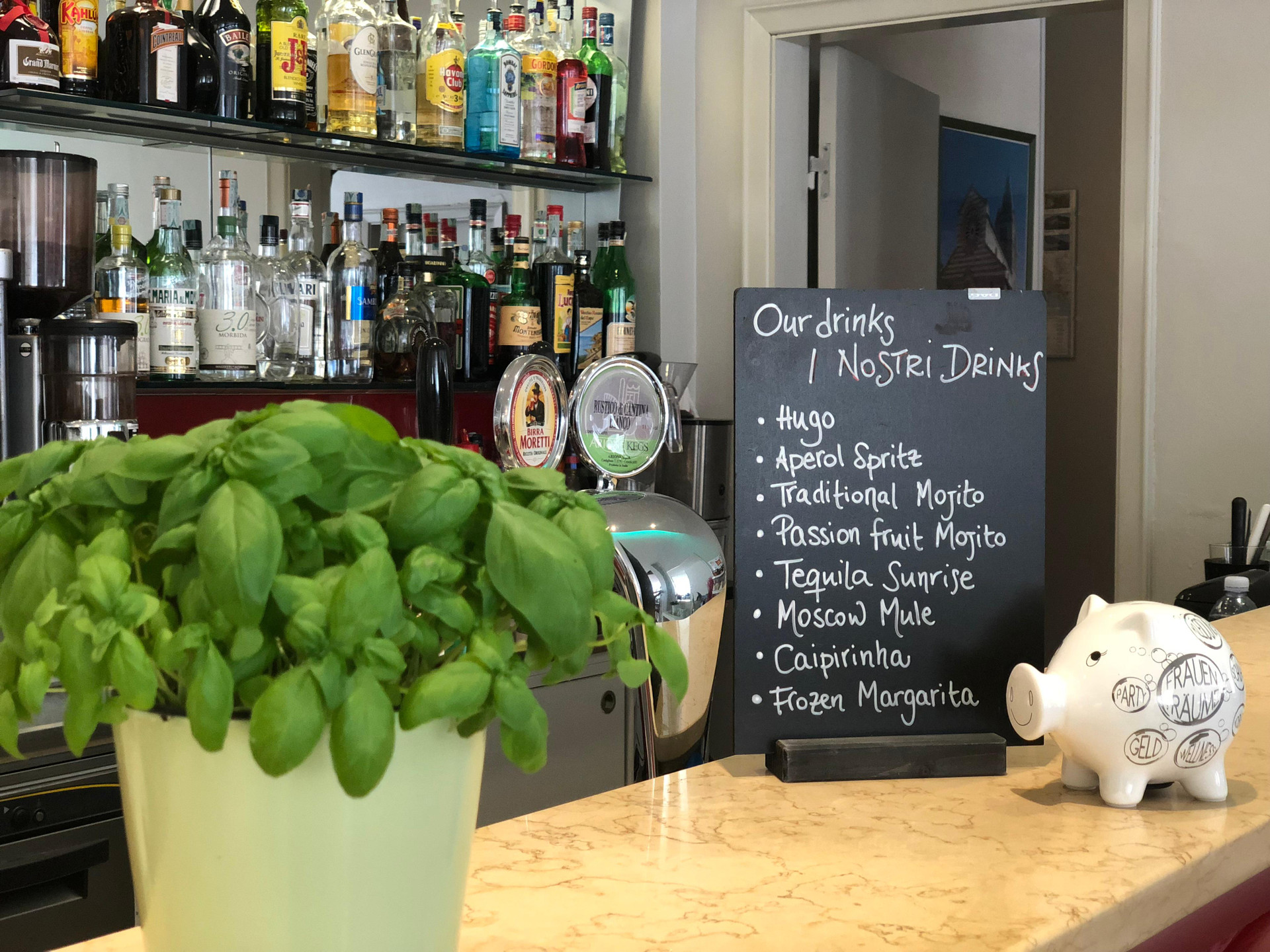 Bar/Salón Hotel Doria