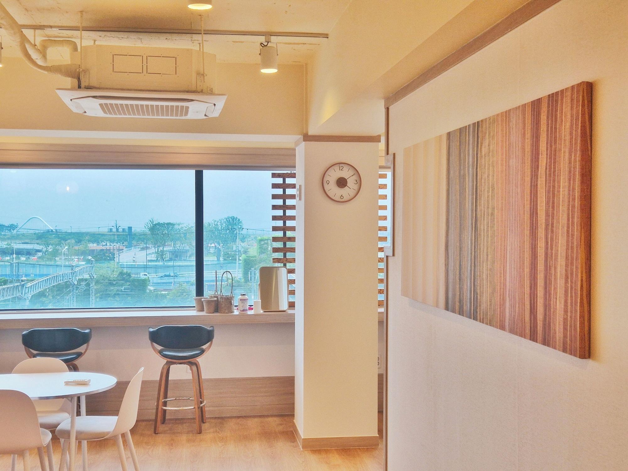 Restaurant onjung stay