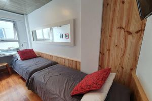 Alquiler Vacacional - Rooftop apartment, great views !
Outdoor balcony shower!