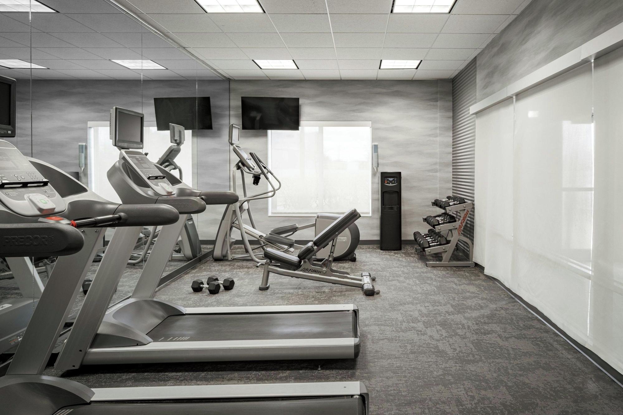 Gimnasio Fairfield Inn & Suites by Marriott Louisville East