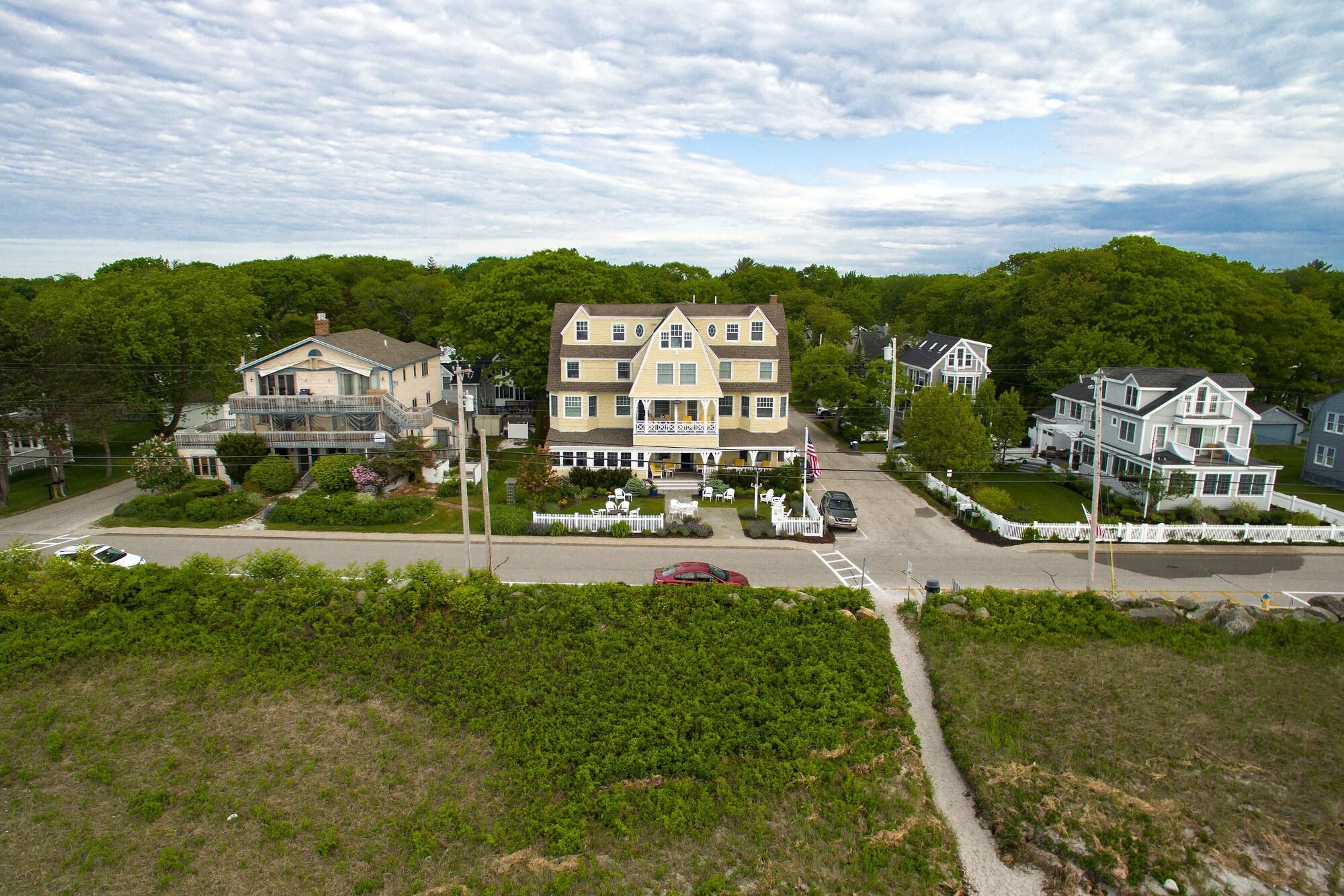 Vista Exterior The Tides Beach Club