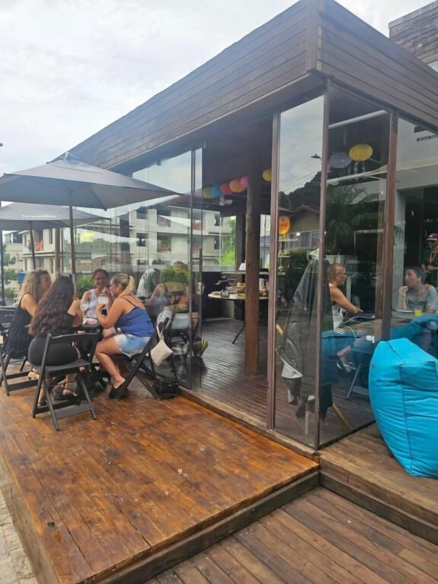 Restaurant Foresthouse Beach Hostel