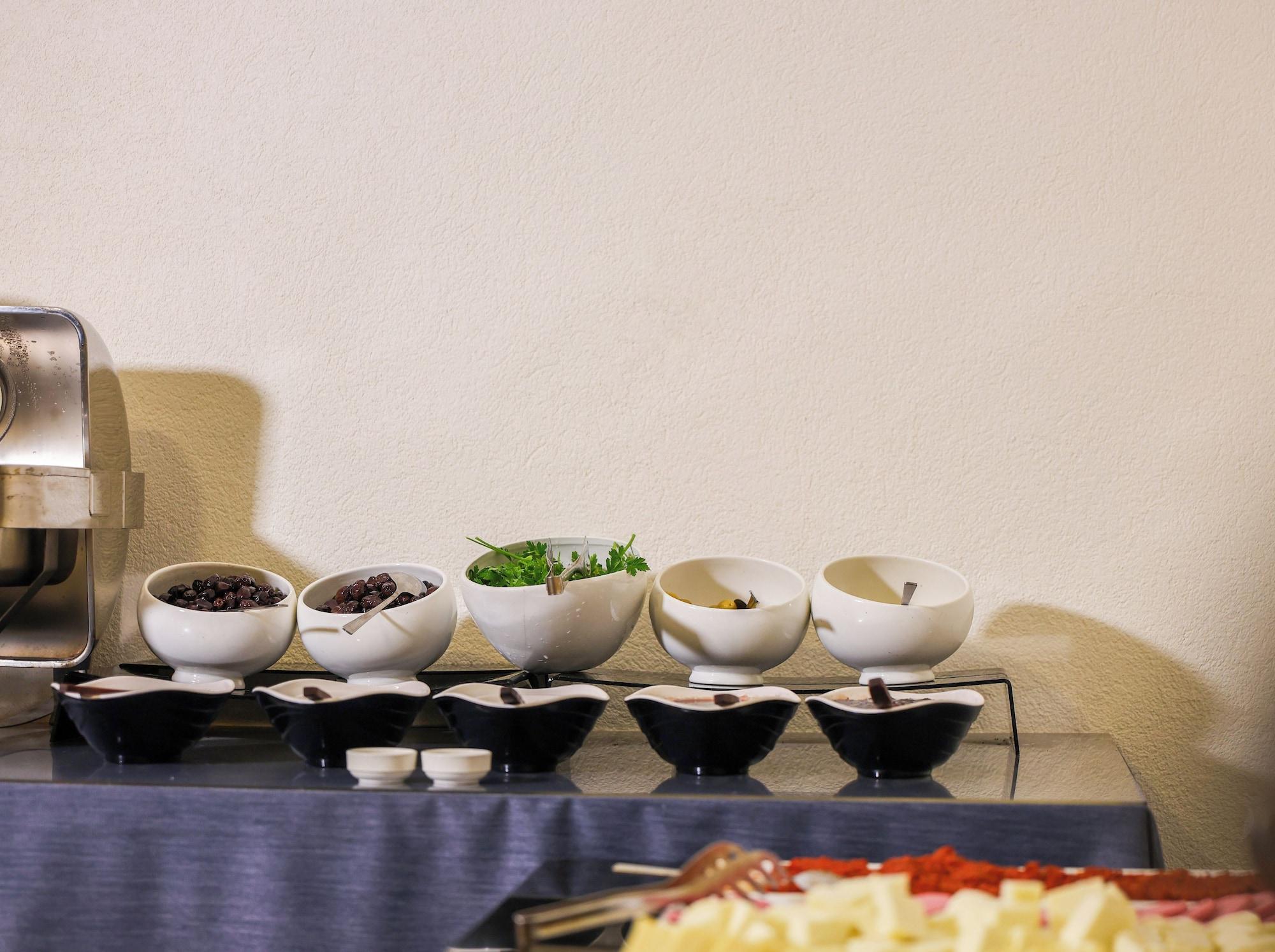 Restaurant Teona Hotel