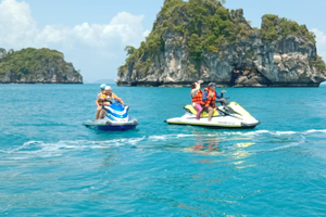 Actividad - Excursión en grupo para descubrir Koh Samui en moto acuática