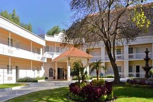 Alojamiento - Hotel Real del Bosque Golf and Spa