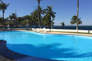 Alquiler Vacacional - Beachfront Apartment in Martim de Sá Beach, Caraguatatuba, for up to 8 people.
