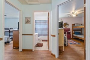 Alquiler Vacacional - End of the Rainbow Retreat!3-Bed Home on Rainbow River: Kayaks, Games, and more!