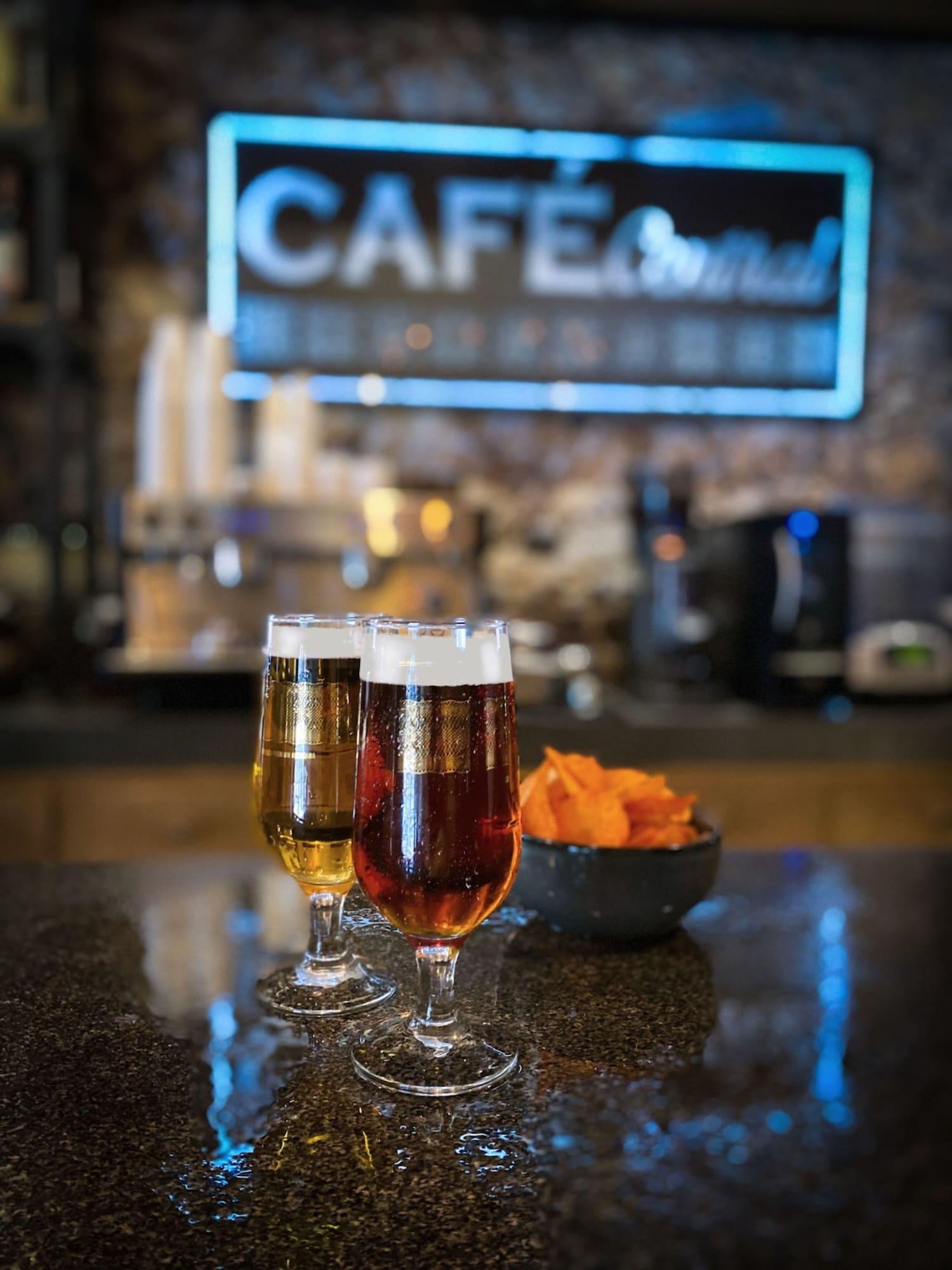 Bar/Salón Historico Central Hotel