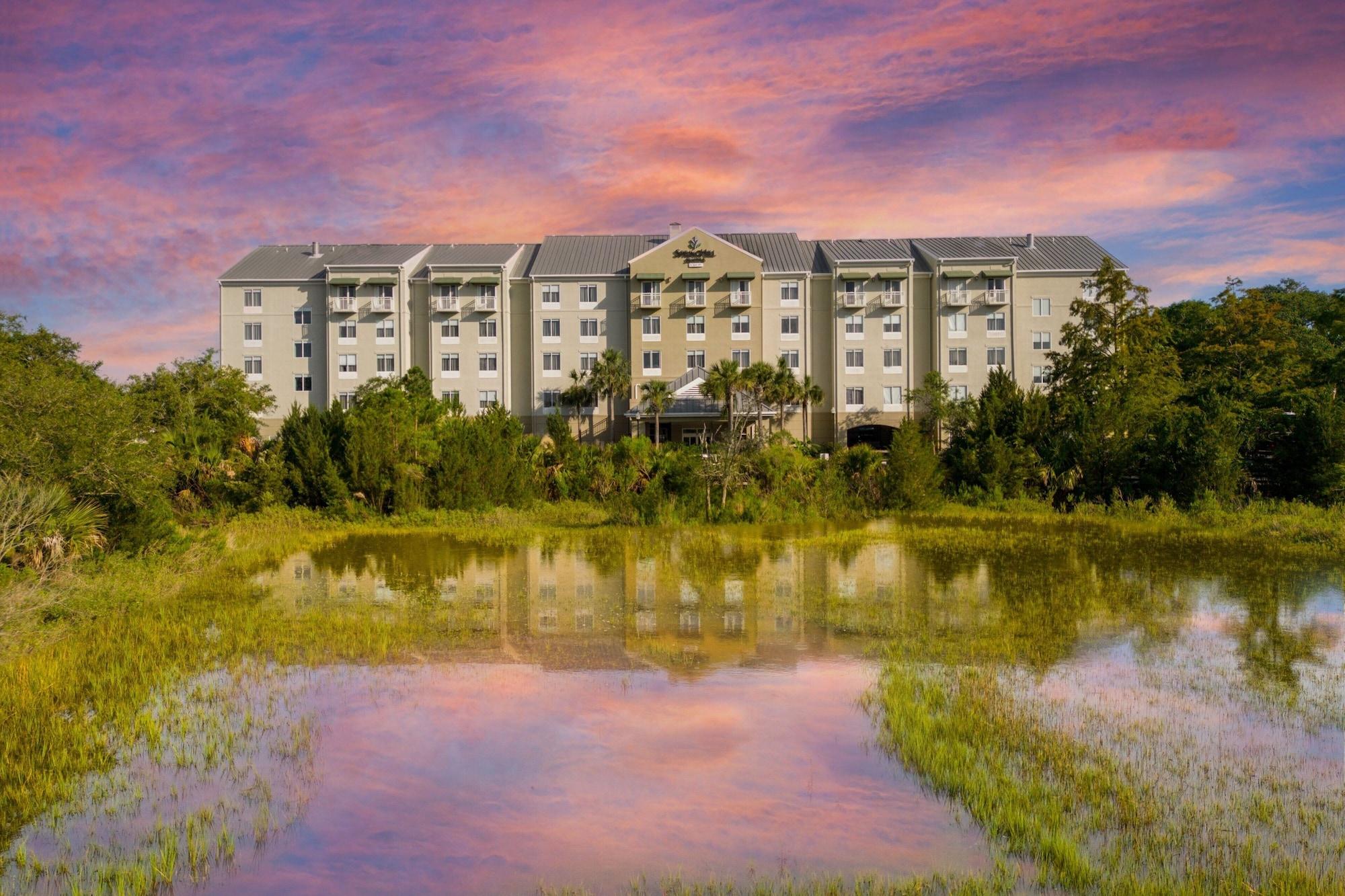 Vista Exterior SpringHill Suites Charleston Riverview