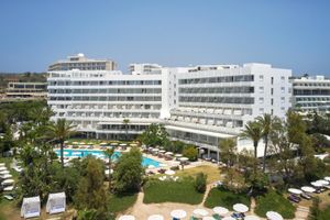 Alojamiento - Grecian Sands Hotel