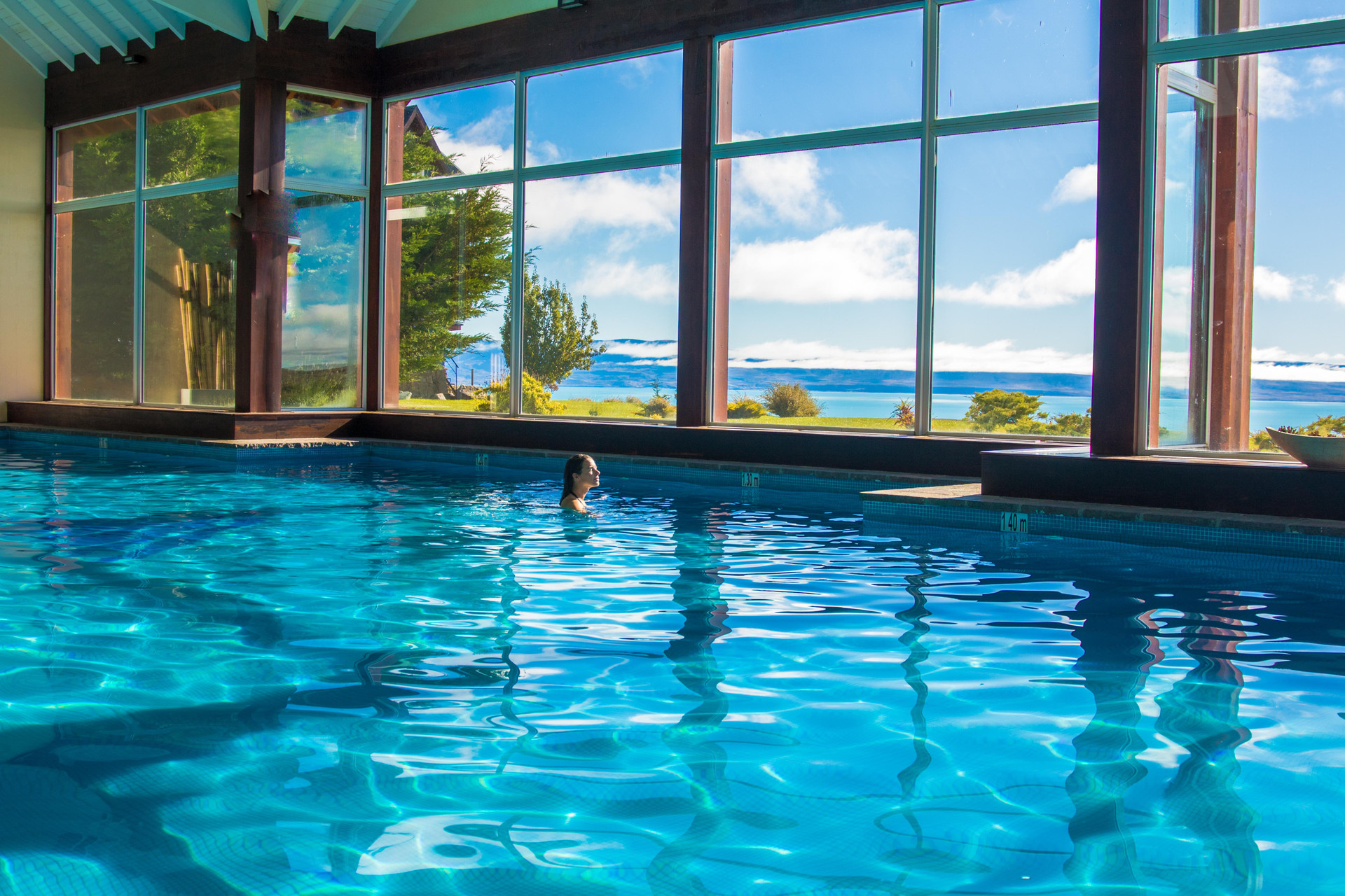 Vista da piscina Alto Calafate Hotel Patagonico