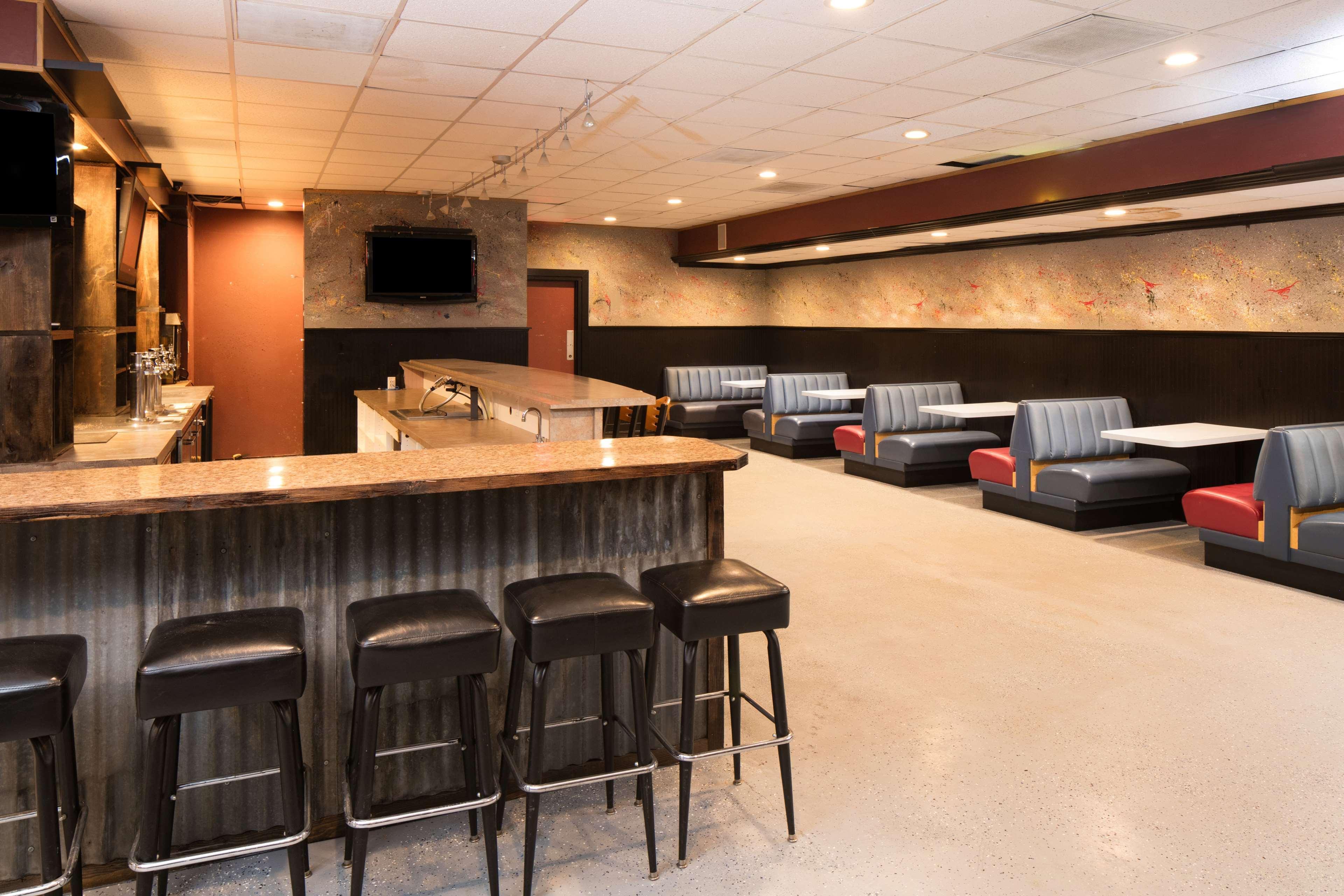 Bar/Salón Red Lion Hotel & Conference Center Ellensburg