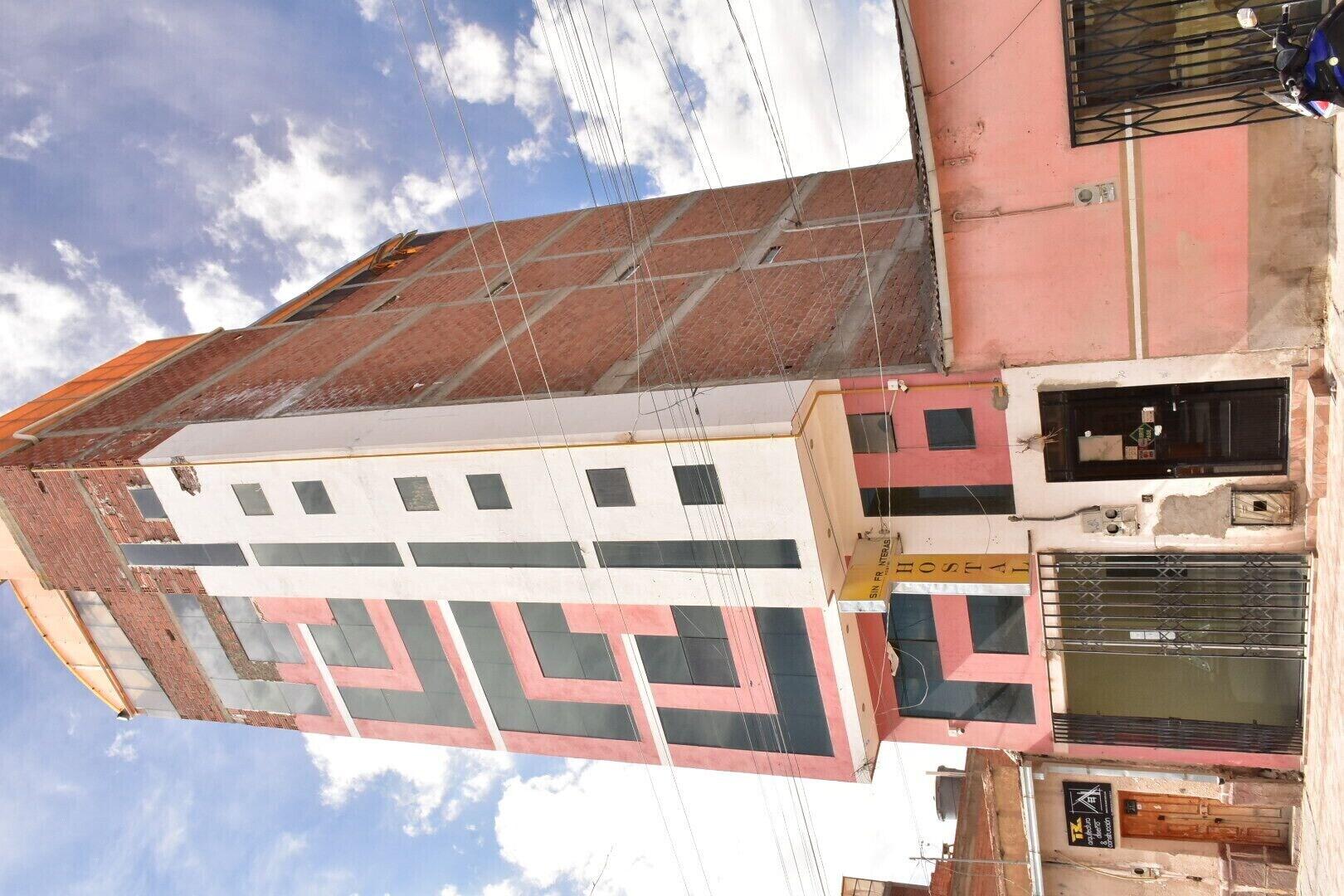 Variados (as) Hostal Sin Fronteras