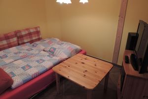 Renta temporal - "As a guest with friends" alone, as a couple or with the family with a lake in the village