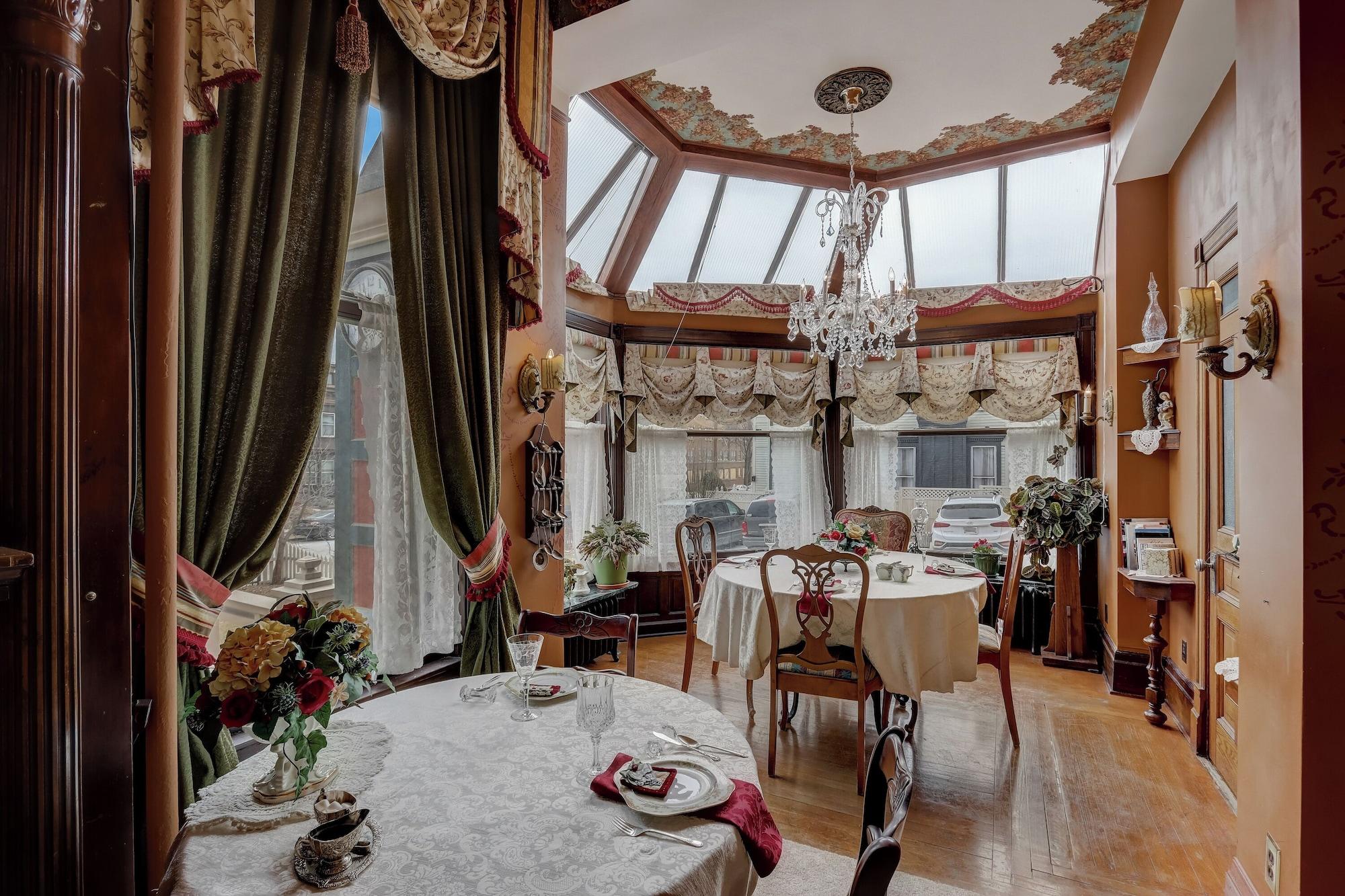 Restaurant Schuster Mansion Bed & Breakfast