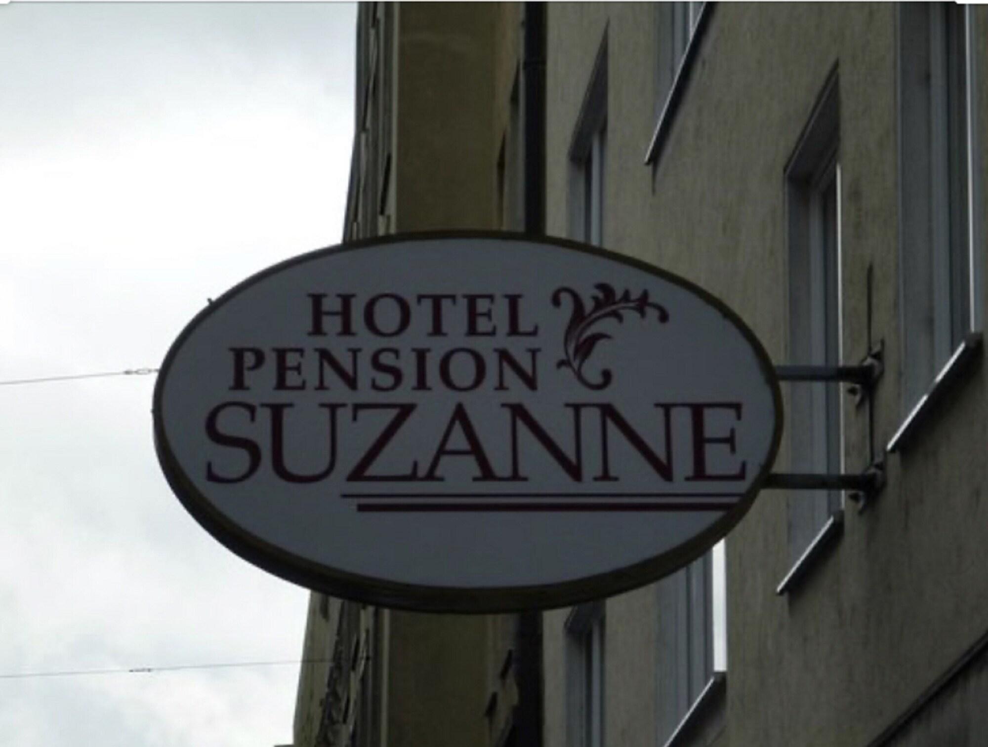 Vista Exterior Pension Suzanne