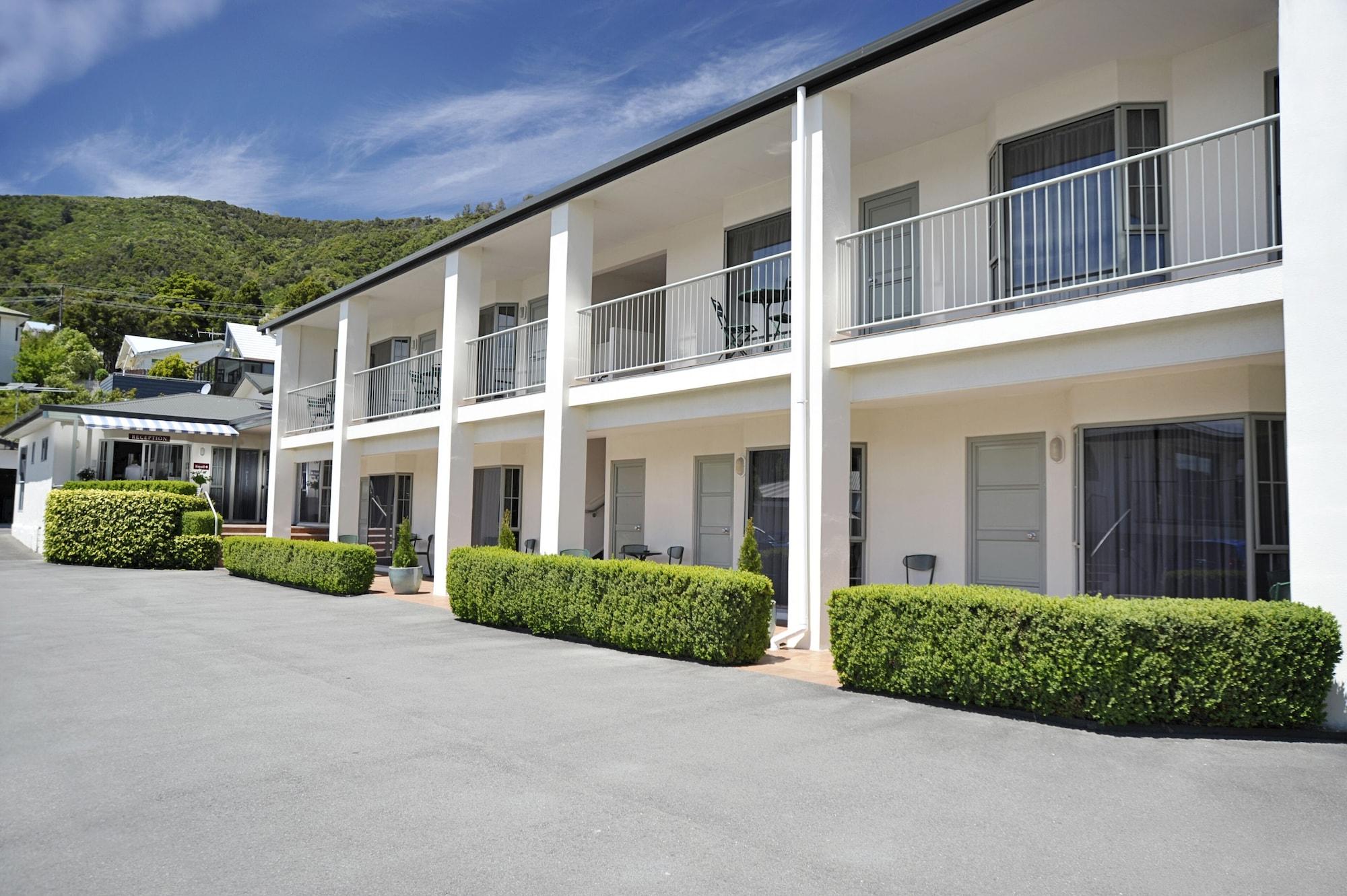 Varios Jasmine Court Motel