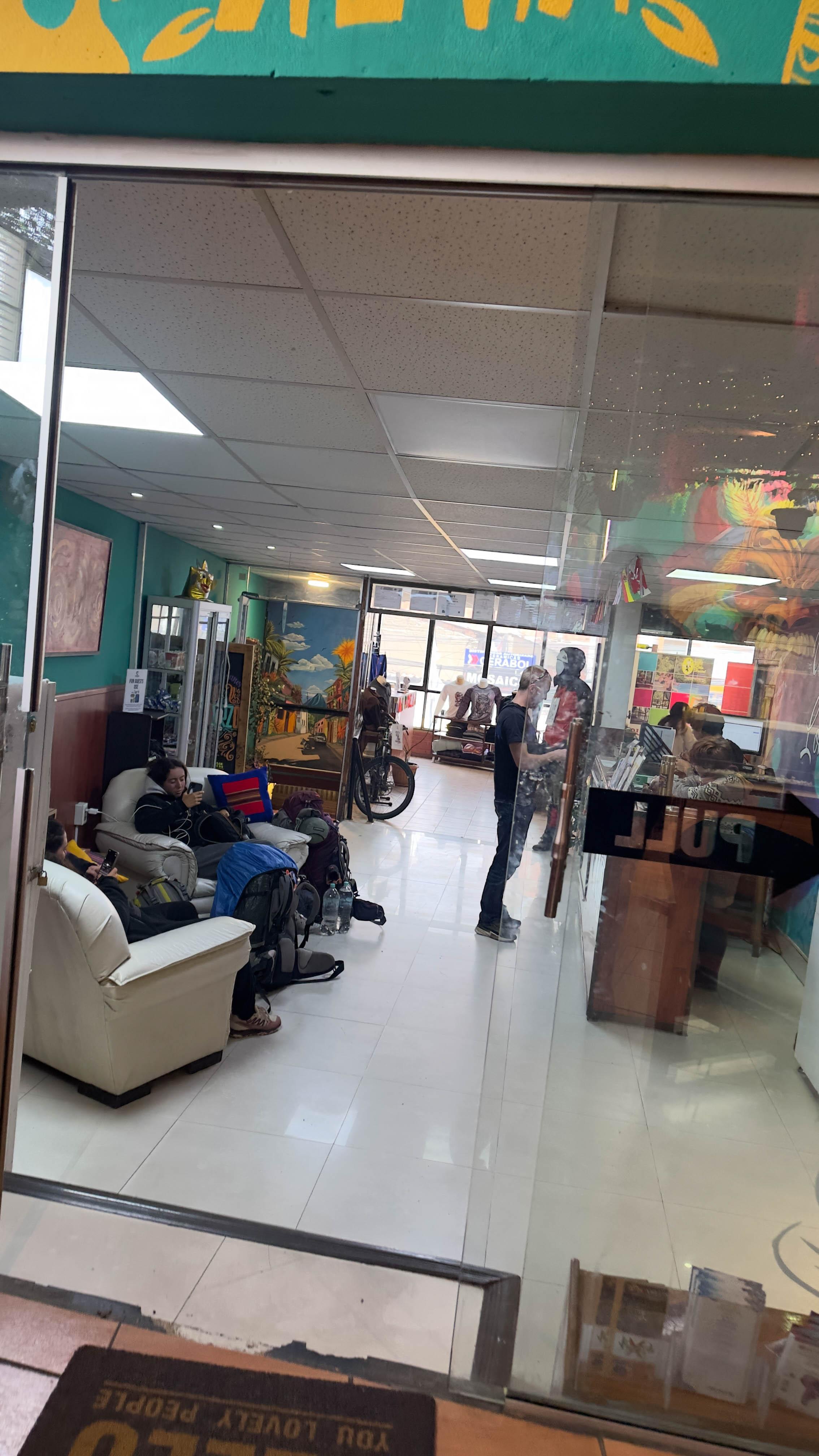 Vista Lobby Lobo Hostel La Paz
