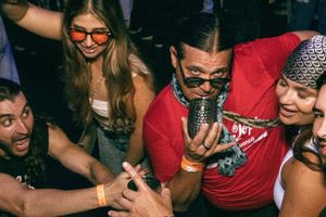 Actividad - Pub Crawl ¡Tour de fiesta por Cali!