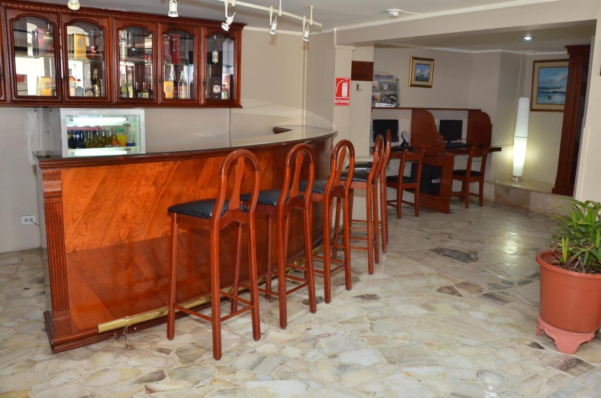 Bar/Salón Grand Hotel Americano