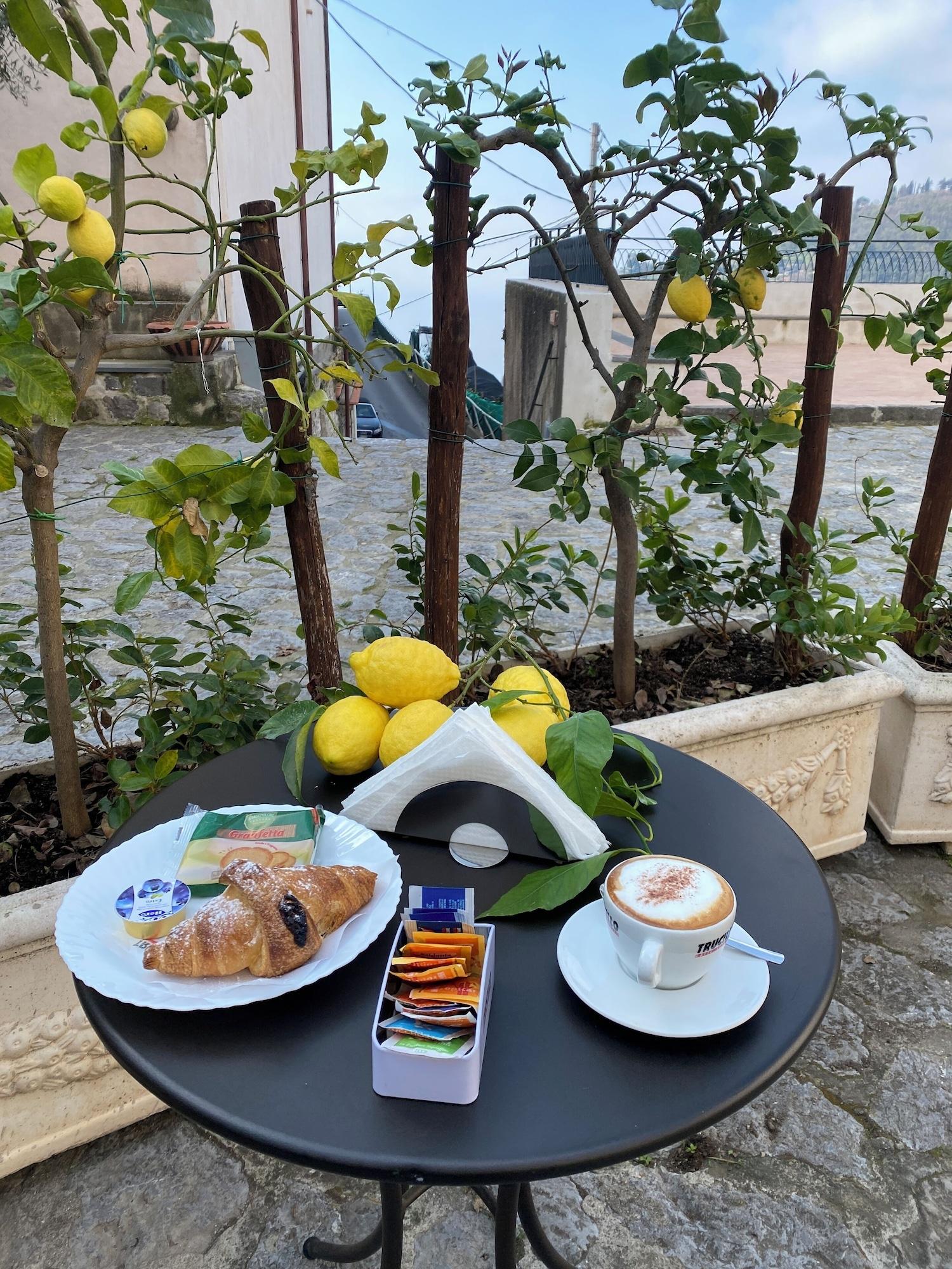 Restaurant Dint' a Torre Bed & Breakfast