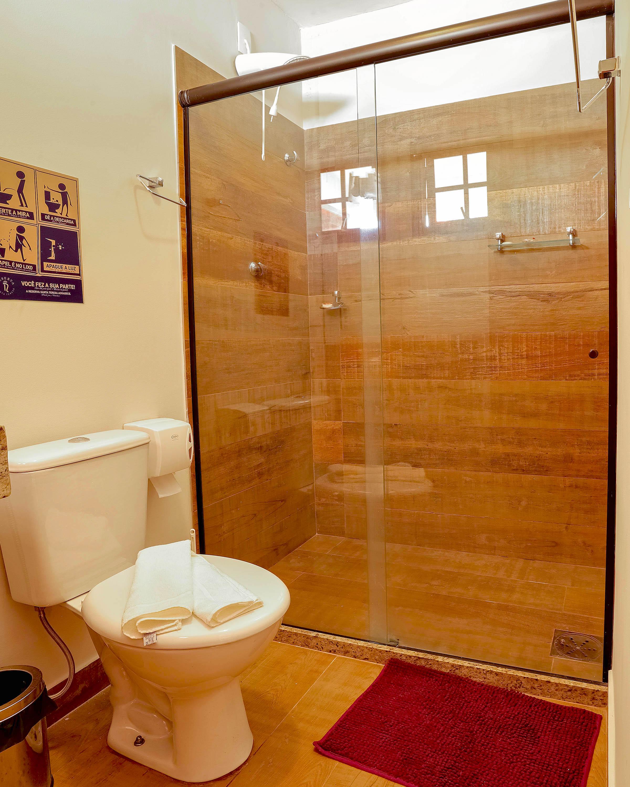 Baño Inn House Santa Teresa