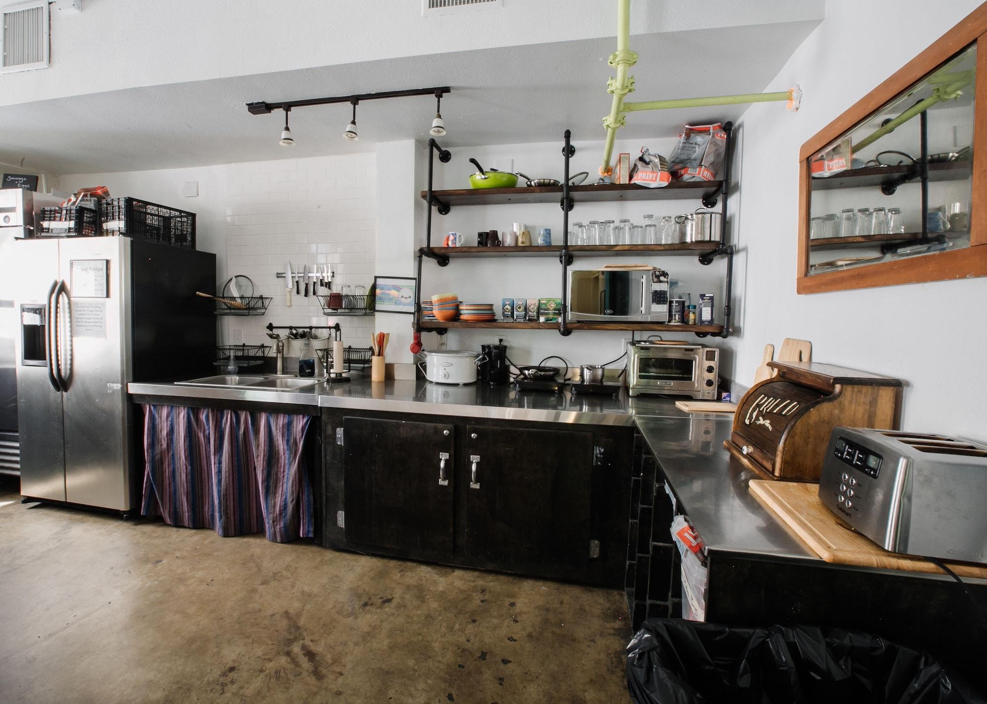 Restaurant Firehouse Hostel