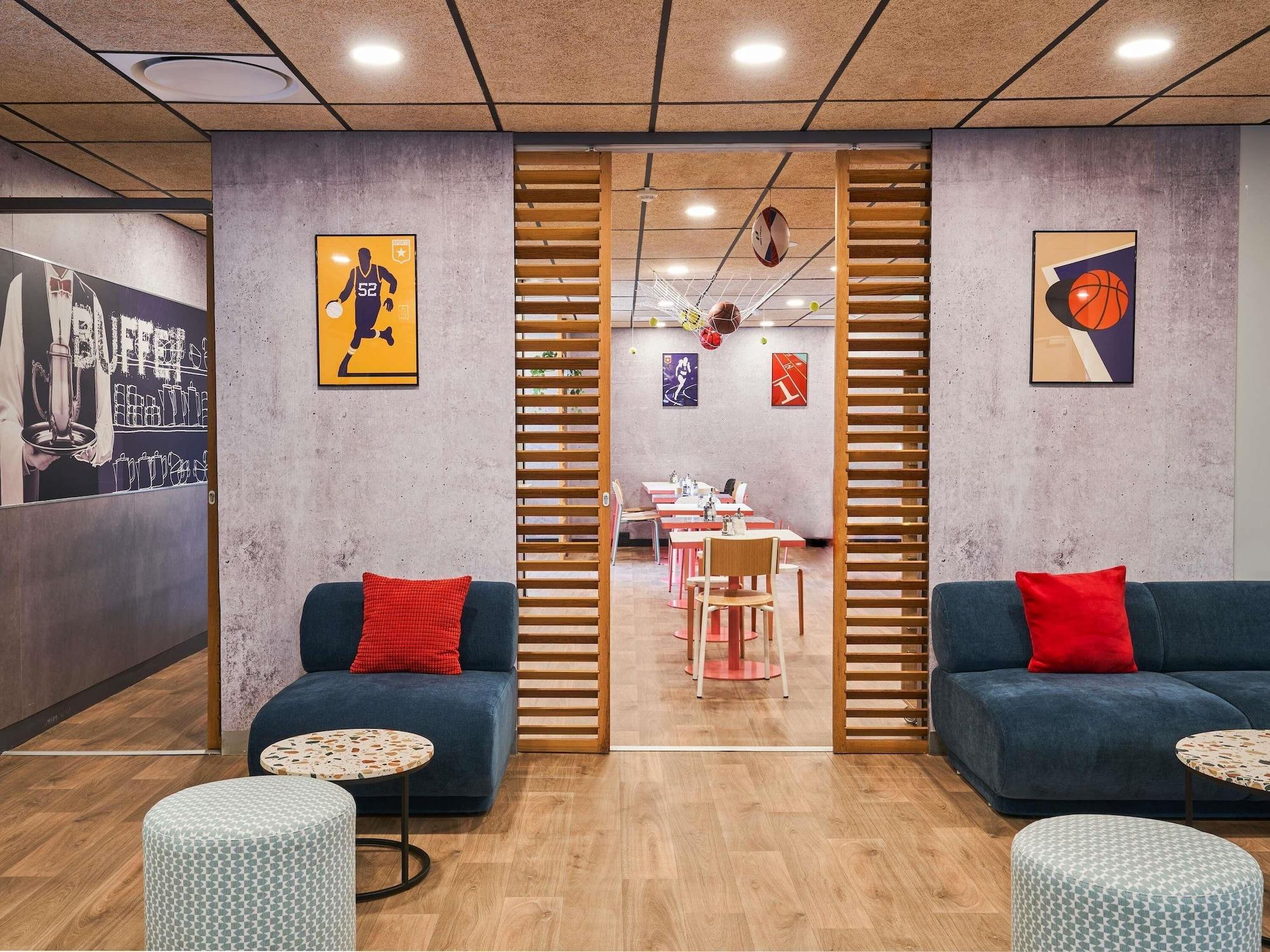 Varios ibis budget Saint Maurice