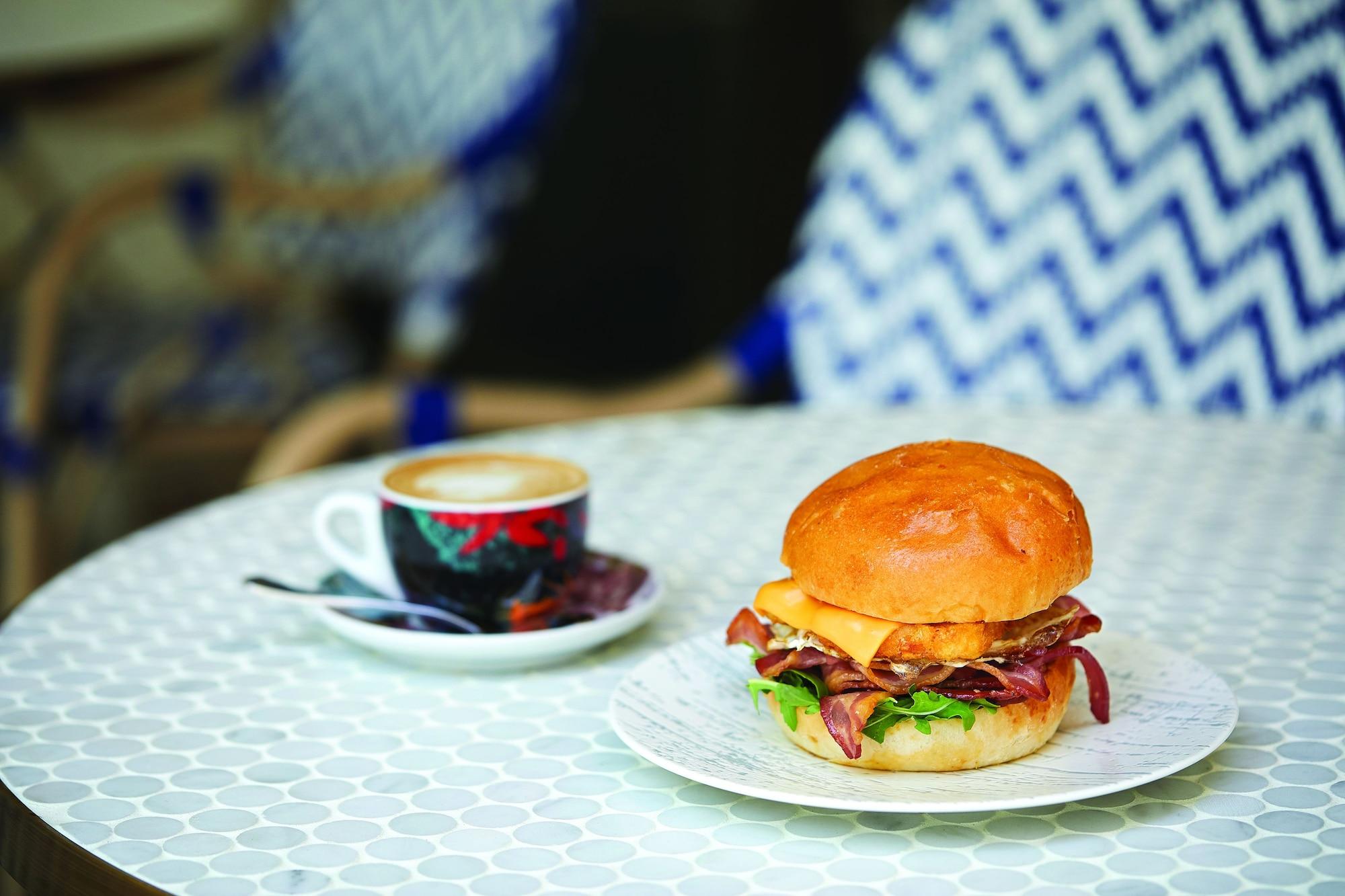 Restaurant Vibe Hotel Sydney