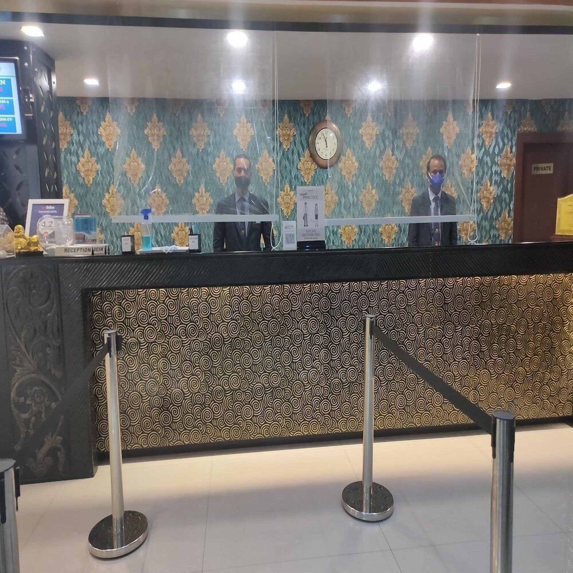 Vista Lobby Hotel AVN Grand