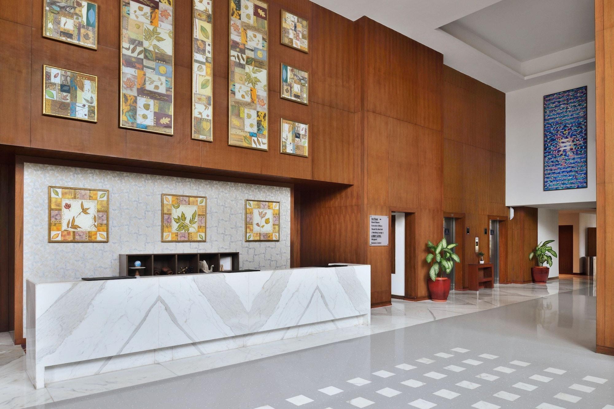 Vista Lobby Four Points by Sheraton Navi Mumbai, Vashi