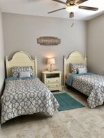 Arriendo temporal - Spacious, fully furnished family friendly 3 bedroom home with private pool.