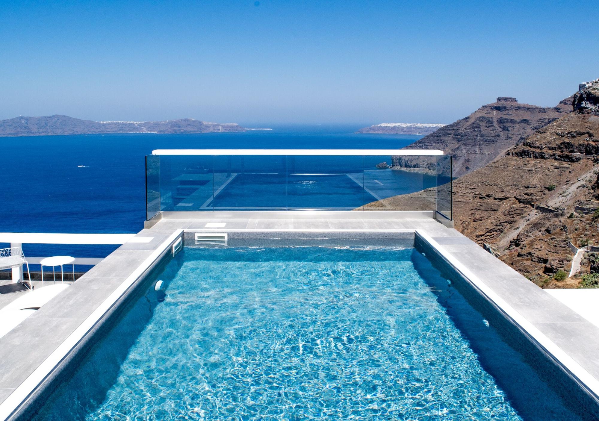 Varios Thireas Hotel