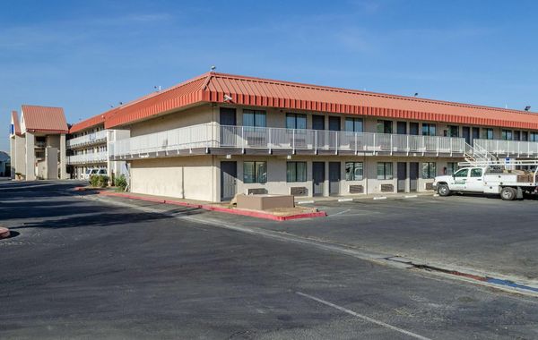 Studio 6 Fresno, CA - Extended Stay