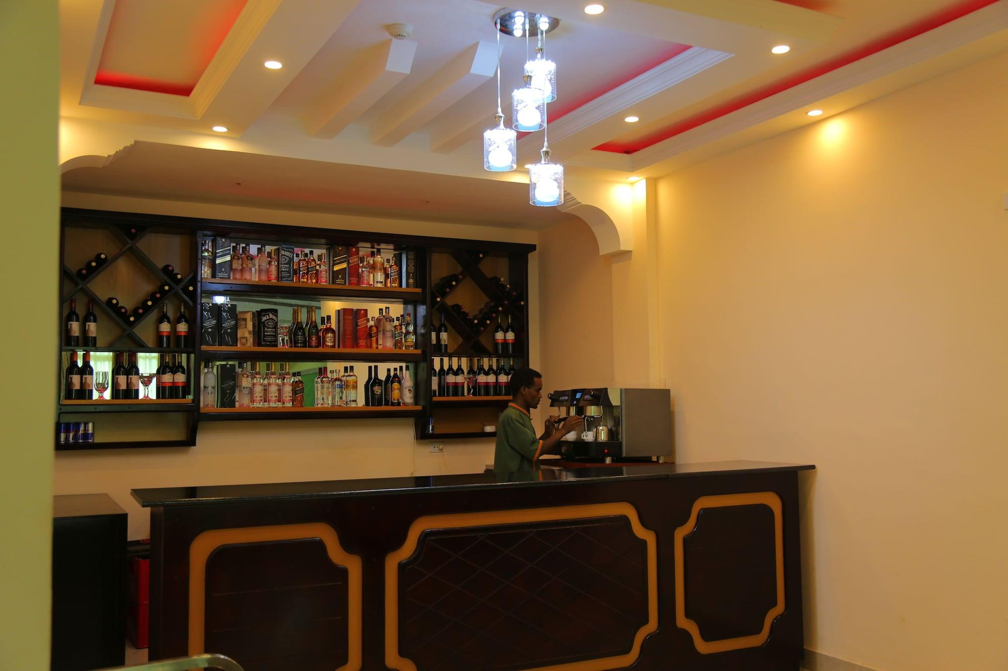 Bar/Salón Solyana Hotel