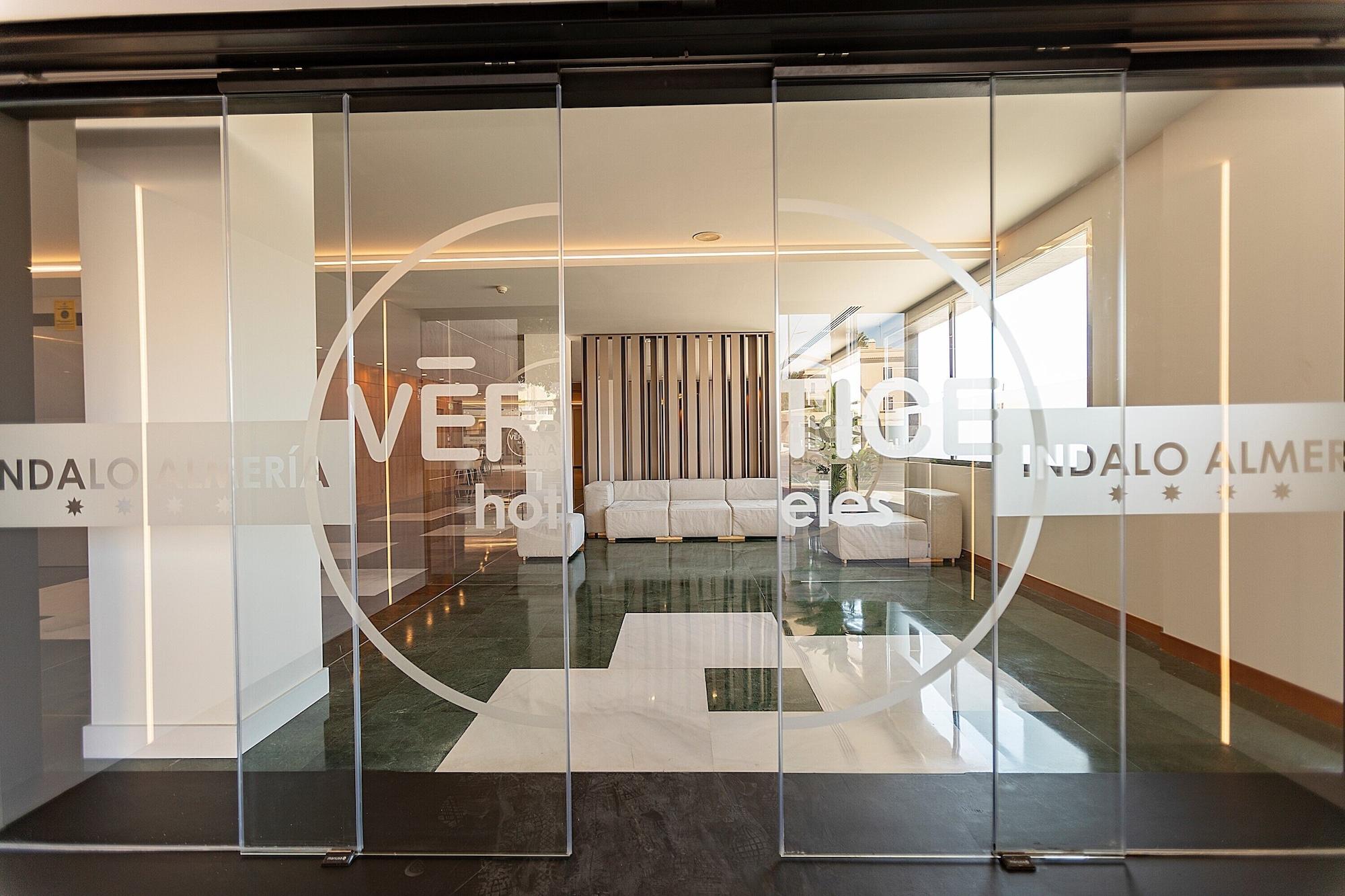 Varios Hotel Vértice Índalo Almería